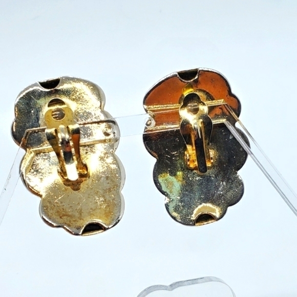 VTG Gold & Silver teardrop cloud clip-on earings - Picture 4 of 6